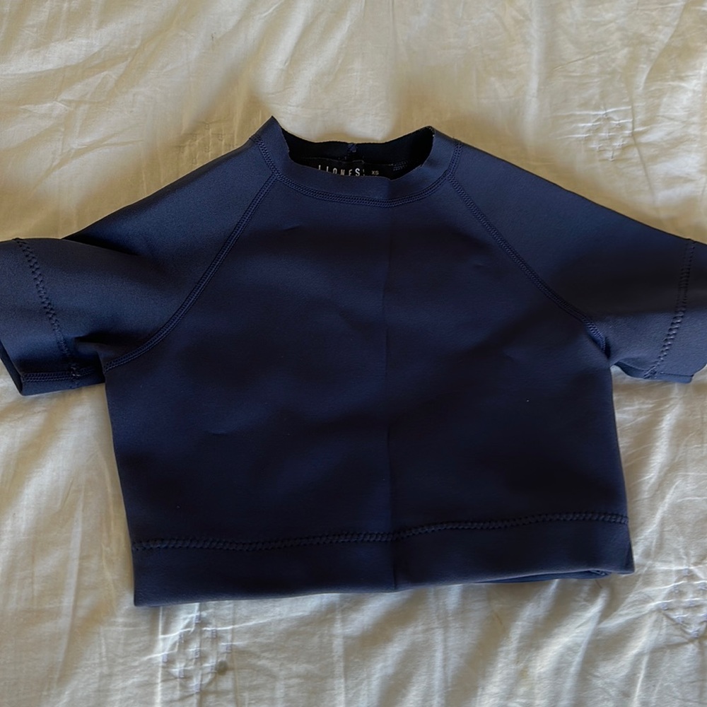 Lioness crop top